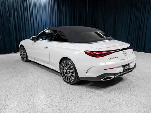 Certified 2026 Mercedes-Benz CLE 300 4MATIC Cabriolet image 10