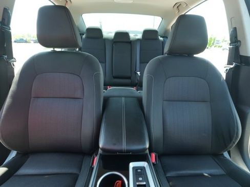 Used 2023 Nissan Altima 2.5 SV w/ SV Premium Package FWD image 39