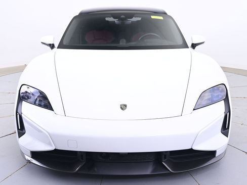 Used 2025 Porsche Taycan Turbo image 10