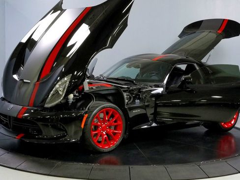 Used 2013 SRT Viper GTS image 12