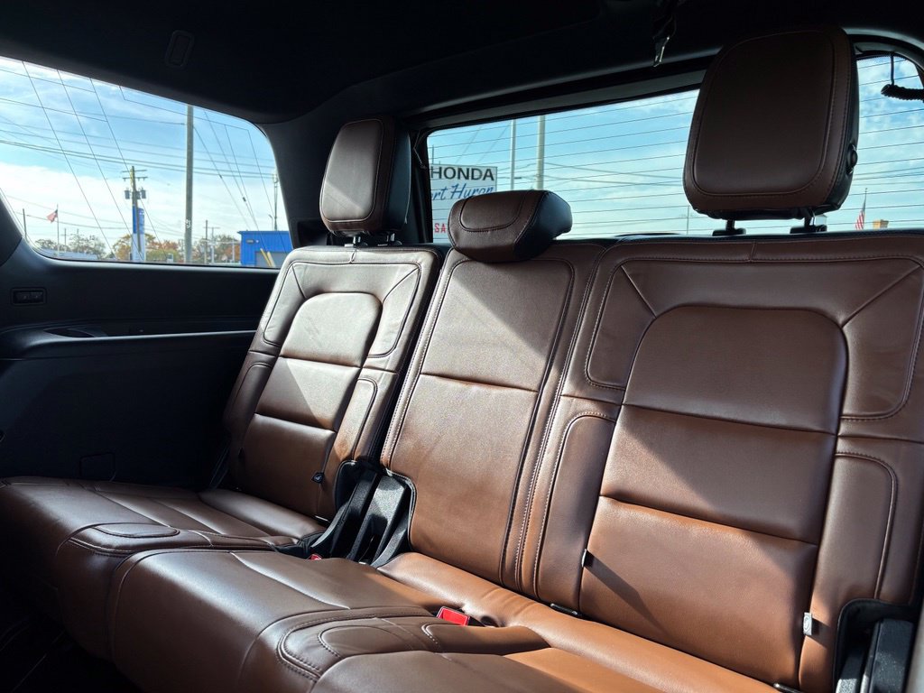 Used 2024 Lincoln Navigator Reserve w/ Monochromatic Package AWD/4WD image 21