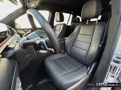 Used 2025 Mercedes-Benz GLS 450 4MATIC w/ AMG Line Exterior image 10