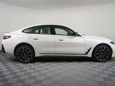 New 2026 BMW i4 eDrive40 w/ M Sport Package image 2