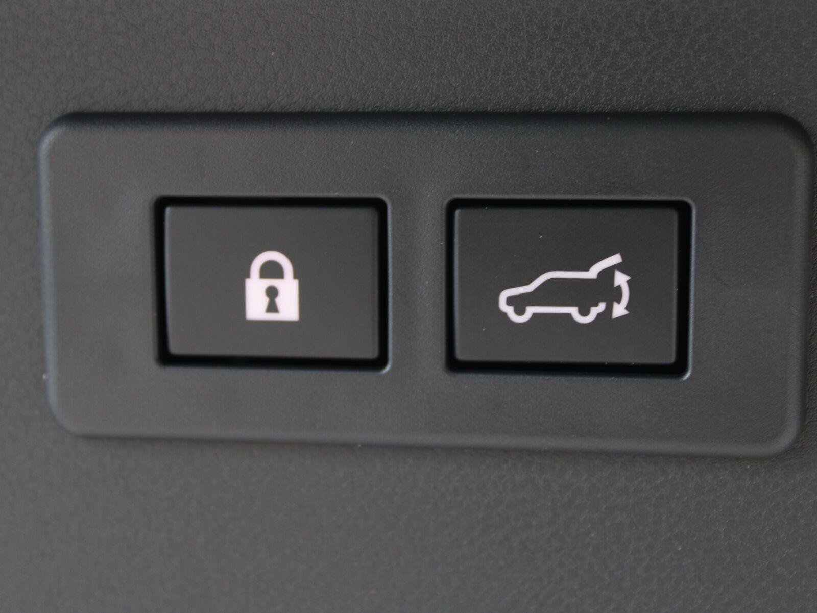 Certified 2025 Subaru Forester Premium AWD/4WD image 9