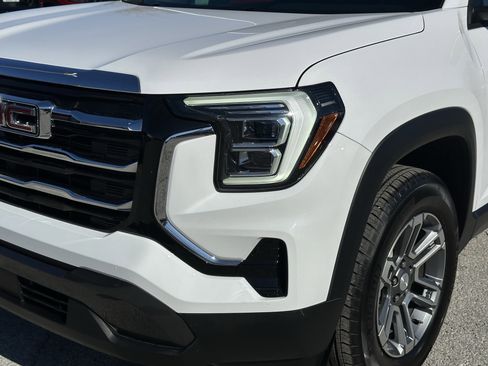 Used 2025 GMC Terrain Elevation image 10