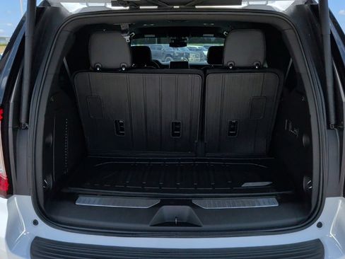 Used 2023 GMC Yukon AT4 w/ Technology Package AWD/4WD image 45