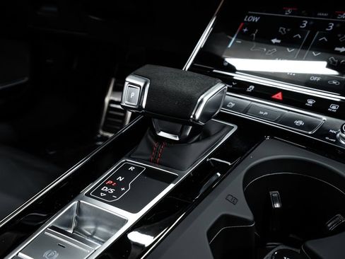 Used 2025 Audi RS 7 Performance w/ Executive Package AWD/4WD image 24