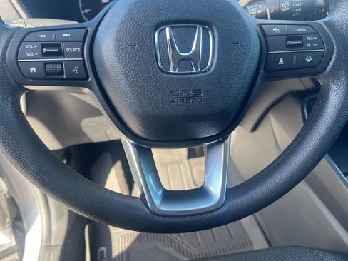 Used 2023 Honda CR-V EX image 13