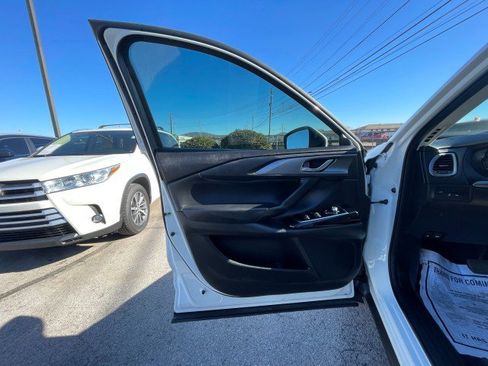 Used 2023 MAZDA CX-9 Touring Plus image 9