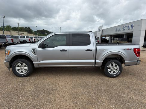 Used 2022 Ford F150 XLT image 2