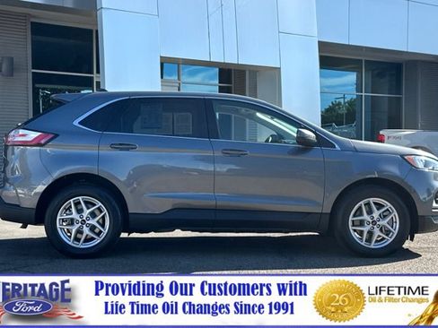 Used 2024 Ford Edge SEL AWD/4WD image 3