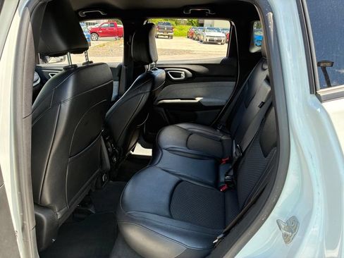 Used 2024 Jeep Compass Latitude AWD/4WD image 49