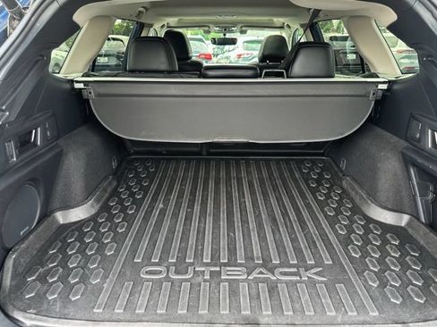 Used 2020 Subaru Outback Limited w/ Popular Package #2 AWD/4WD image 21