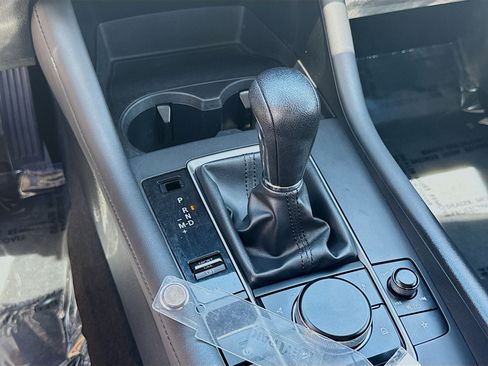 Used 2020 MAZDA MAZDA3 Sedan FWD image 15