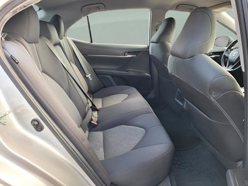 Used 2021 Toyota Camry LE image 15