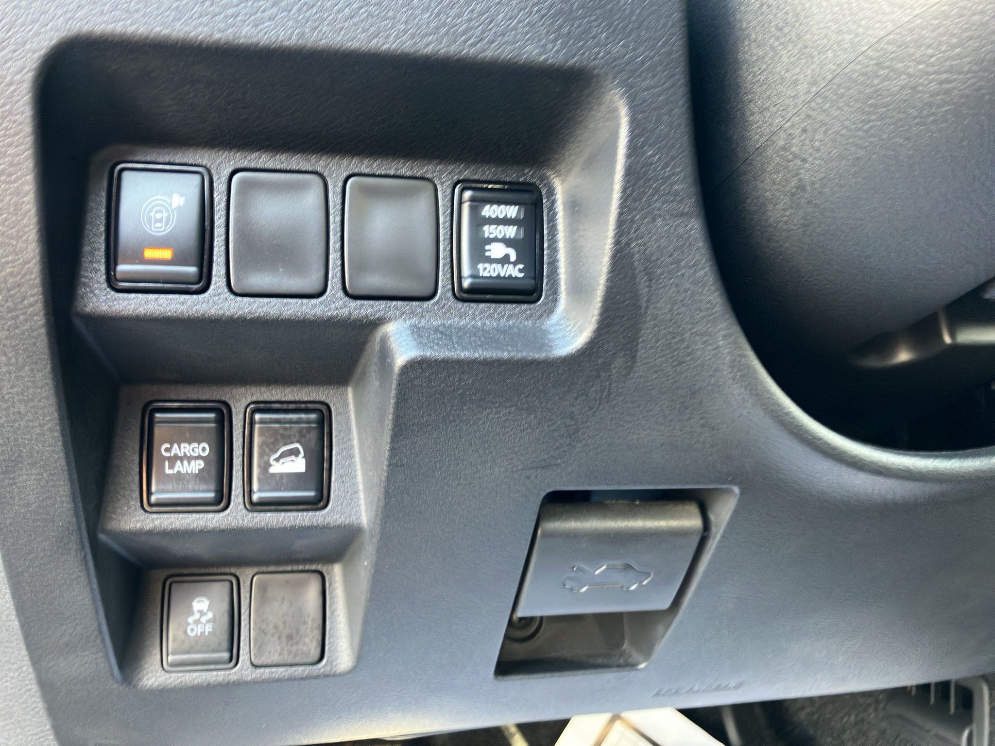 Used 2022 Nissan Frontier SV AWD/4WD image 16