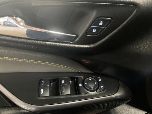 Used 2025 Chevrolet Trax ACTIV FWD image 30