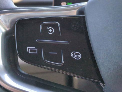 New 2025 Volvo EX90 Ultra image 21