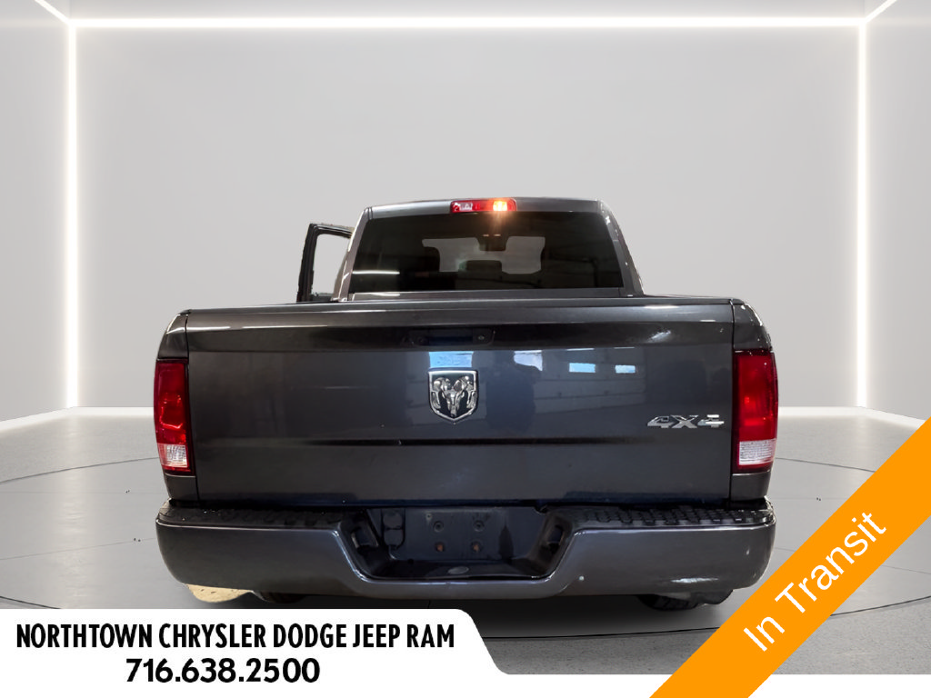 Certified 2018 RAM 1500 Express AWD/4WD image 31