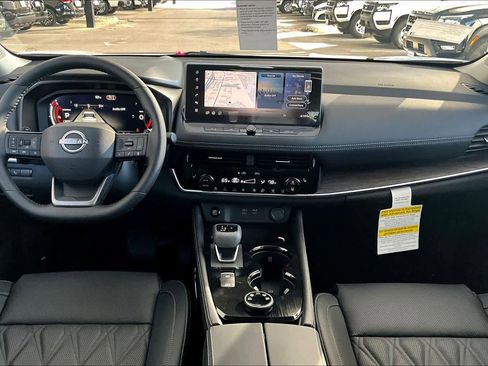 New 2026 Nissan Rogue Platinum w/ Platinum Premium Package image 5