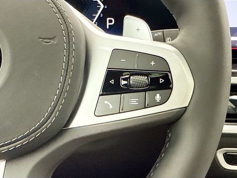 New 2026 BMW X5 xDrive40i w/ M Sport Package AWD/4WD image 12