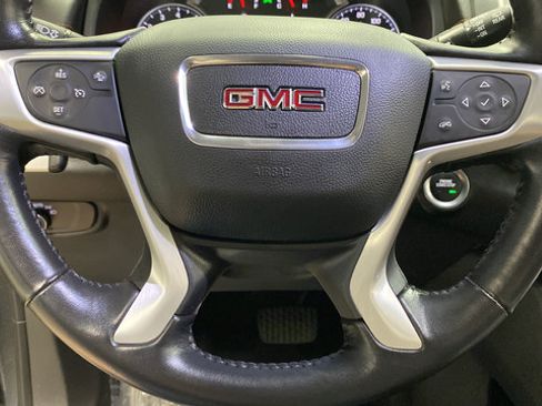 Used 2021 GMC Terrain SLE w/ Driver Convenience Package AWD/4WD image 15