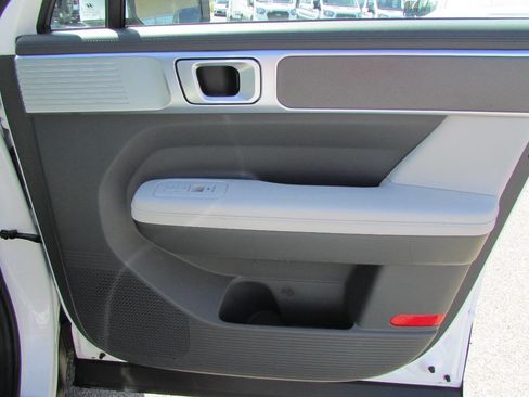 Used 2025 Hyundai Santa Fe SEL AWD/4WD image 19