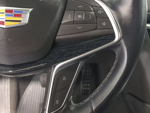 Used 2025 Cadillac XT5 Premium Luxury AWD/4WD image 24