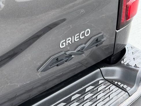 Used 2022 RAM 2500 Laramie w/ Night Edition AWD/4WD image 17