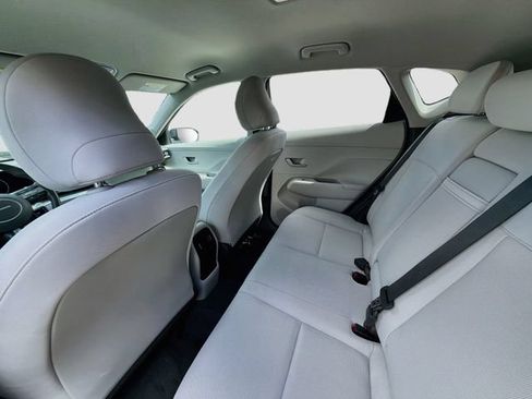 Used 2024 Hyundai Kona SEL w/ Convenience Package AWD/4WD image 23