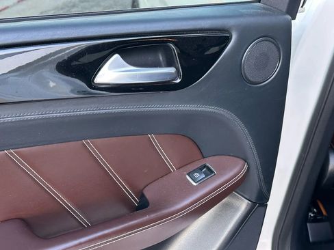 Used 2013 Mercedes-Benz ML 63 AMG 4MATIC image 16