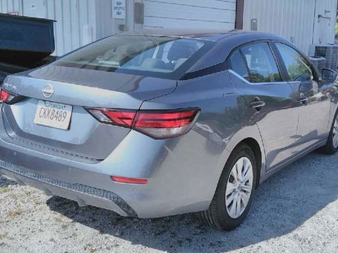 Used 2025 Nissan Sentra S FWD image 2