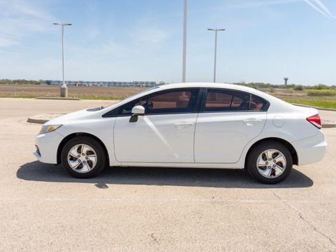 Used 2014 Honda Civic LX image 4