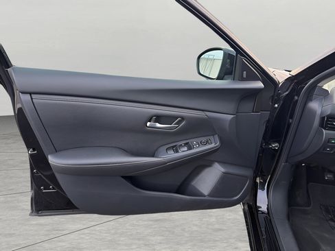 Used 2024 Nissan Sentra SV image 26