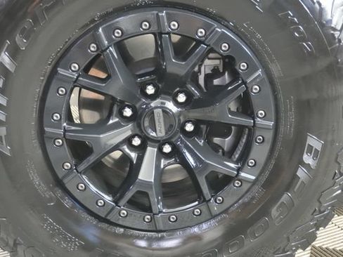 Used 2023 Ford F150 Raptor w/ Equipment Group 802A Raptor R AWD/4WD image 11