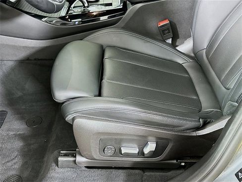 Used 2023 BMW X3 xDrive30i w/ Premium Package image 28