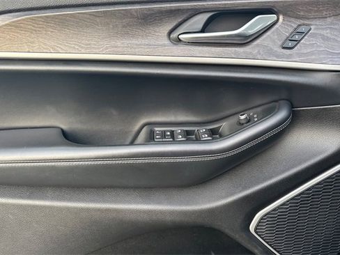 Used 2021 Jeep Grand Cherokee L Limited image 11