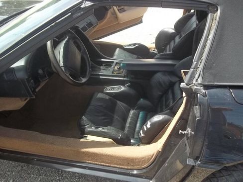 Used 1993 Chevrolet Corvette Convertible image 9