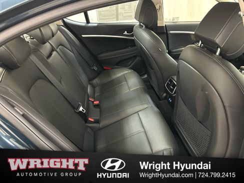 Used 2025 Genesis G70 2.5T AWD/4WD image 16
