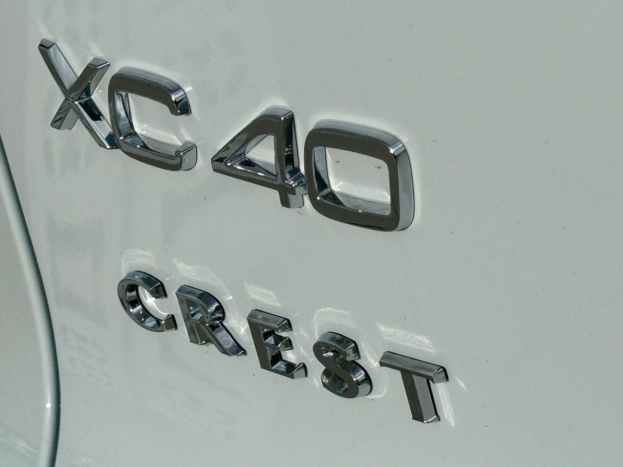 New 2026 Volvo XC40 B5 Core w/ Protection Package Premier AWD/4WD image 7