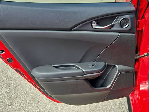 Used 2020 Honda Civic Sport image 15