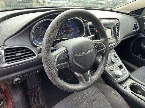 Used 2016 Chrysler 200 LX image 10