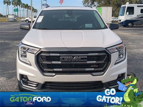 Used 2022 GMC Terrain AT4 w/ Infotainment Package II image 3