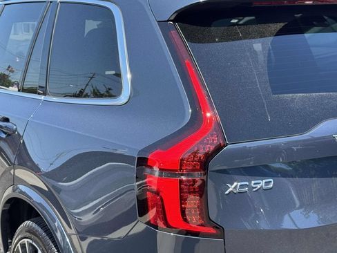 Certified 2026 Volvo XC90 B6 Plus w/ Protection Package Premier AWD/4WD image 11