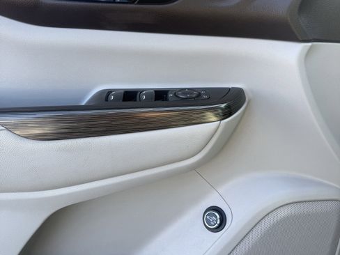 Used 2019 GMC Acadia SLT image 21