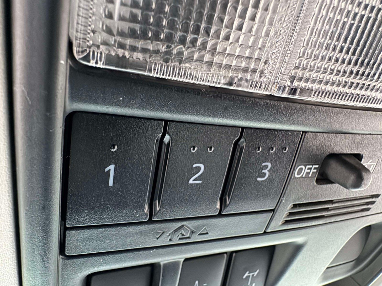 Used 2019 Toyota 4Runner TRD Off-Road Premium AWD/4WD image 41