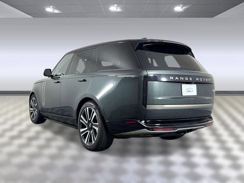 Used 2023 Land Rover Range Rover SE AWD/4WD image 3