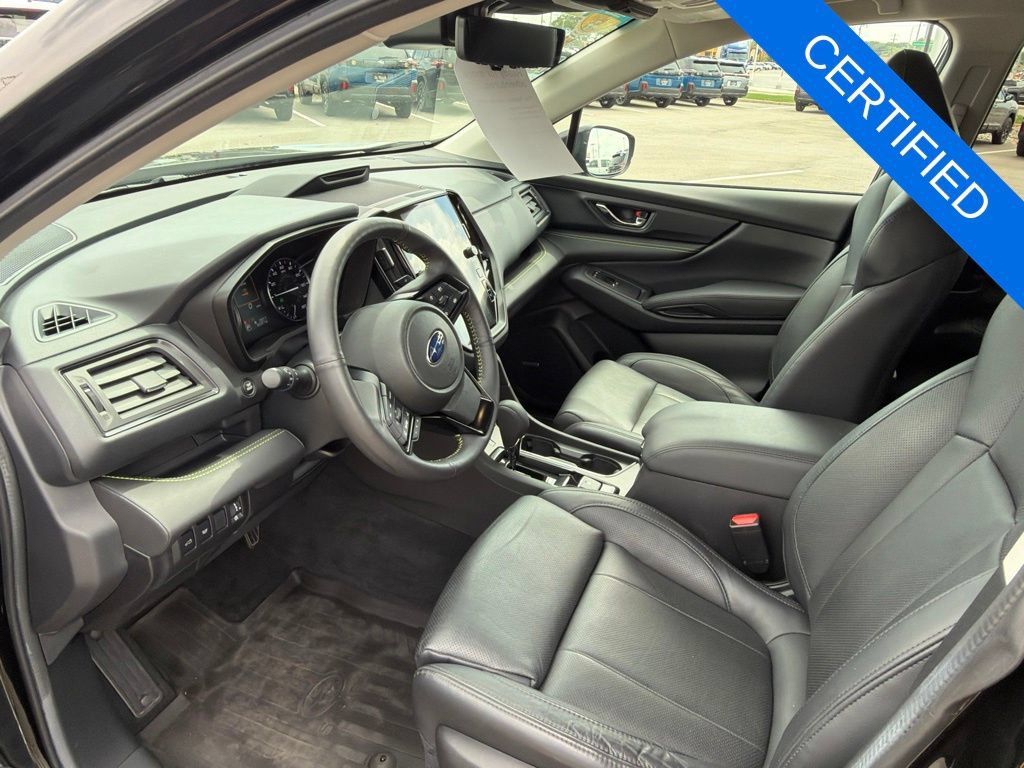 Certified 2025 Subaru Ascent Bronze Edition w/ Onyx Package AWD/4WD image 15
