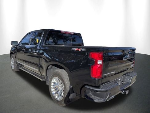 Used 2023 Chevrolet Silverado 1500 High Country w/ Technology Package image 15