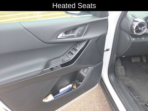 Used 2026 Chevrolet Equinox LT w/ Convenience Package II FWD image 9